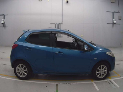 2011 Mazda Demio DEJFS[2]