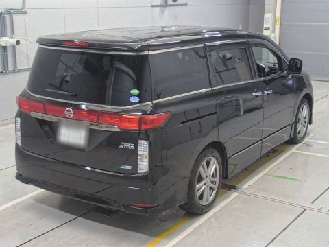 2012 Nissan Elgrand TE52[1]