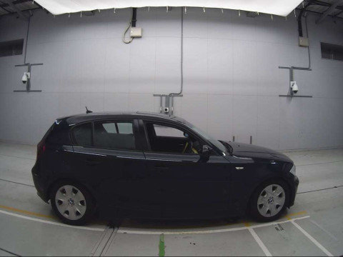 2006 BMW 1 Series UF18[2]