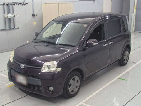 2012 Toyota Sienta NCP81G[0]