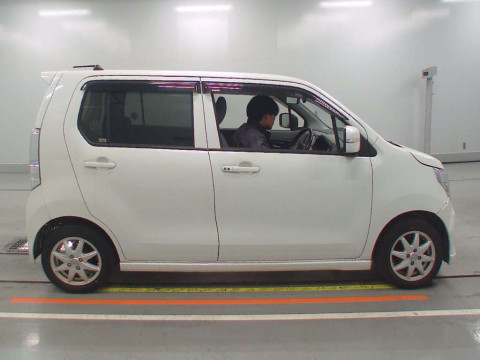 2016 Suzuki Wagon R MH44S[2]