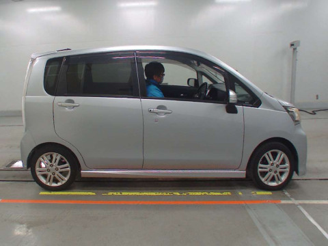 2013 Daihatsu Move Custom LA100S[2]