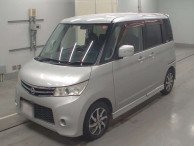 2010 Nissan Roox