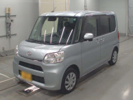 2017 Daihatsu Tanto