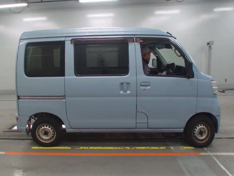 2018 Daihatsu Hijet Cargo S331V[2]