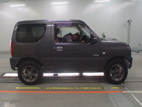 2013 Suzuki Jimny JB23W[2]