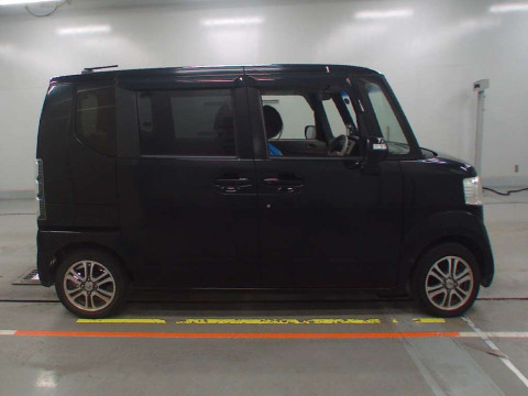 2013 Honda N-BOX JF1[2]