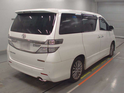 2014 Toyota Vellfire ANH20W[1]