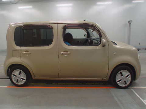 2009 Nissan Cube Z12[2]