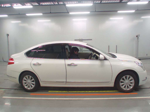 2010 Nissan Teana J32[2]