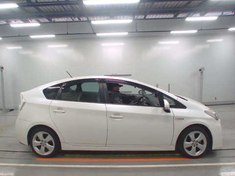 2009 Toyota Prius ZVW30[2]