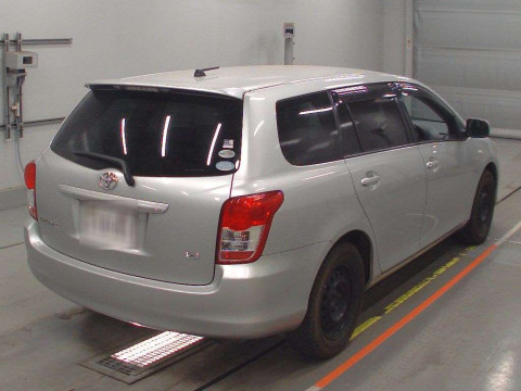 2010 Toyota Corolla Fielder NZE141G[1]