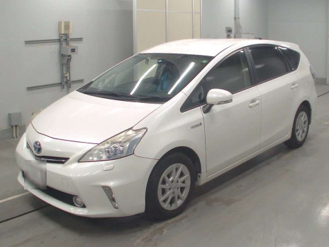 2012 Toyota Prius alpha ZVW41W[0]