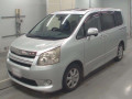 2009 Toyota Noah