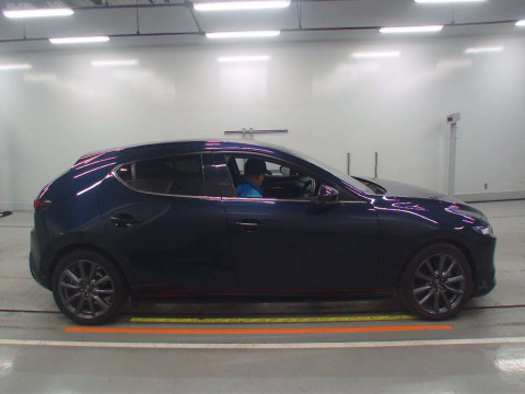 2021 Mazda Mazda3 Fastback BP5P[2]