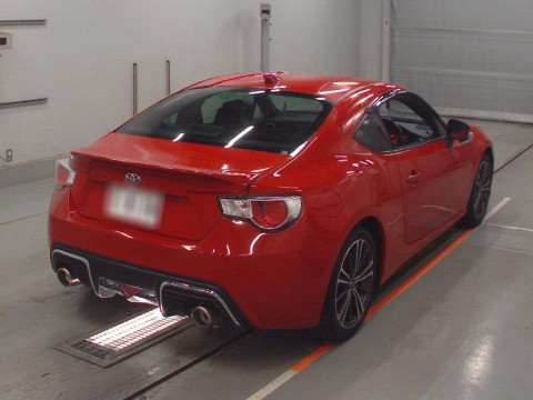 2013 Toyota 86 ZN6[1]