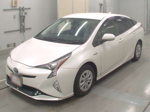 2018 Toyota Prius ZVW50[0]