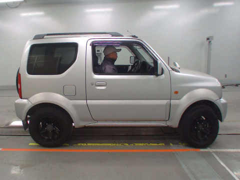 2010 Suzuki Jimny Sierra JB43W[2]