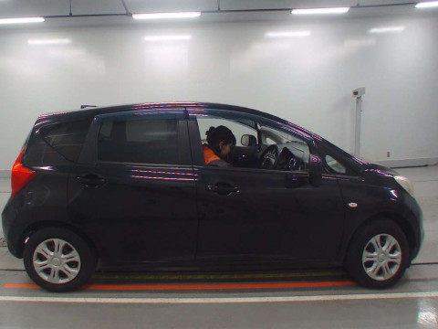 2014 Nissan Note E12[2]