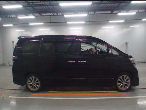 2010 Toyota Vellfire ANH20W[2]