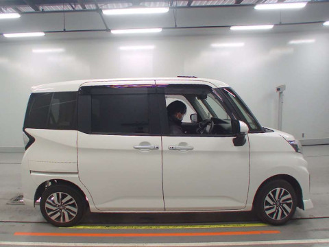 2022 Toyota Roomy M910A[2]