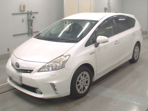 2014 Toyota Prius alpha ZVW41W[0]