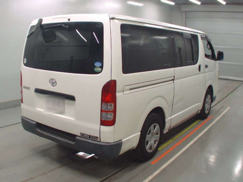 2004 Toyota Hiace Van KDH200V[1]