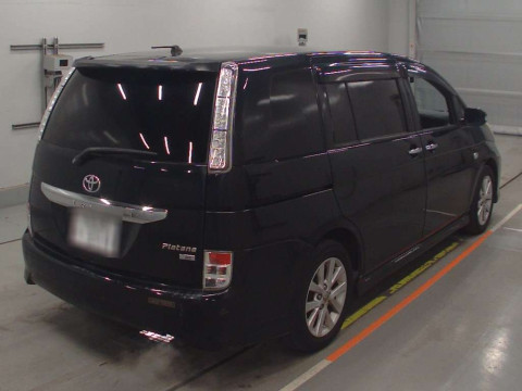 2011 Toyota Isis ZGM11W[1]