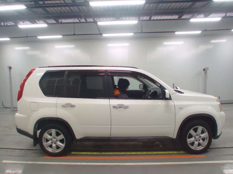 2010 Nissan X-Trail NT31[2]