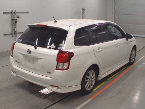 2014 Toyota Corolla Fielder NKE165G[1]