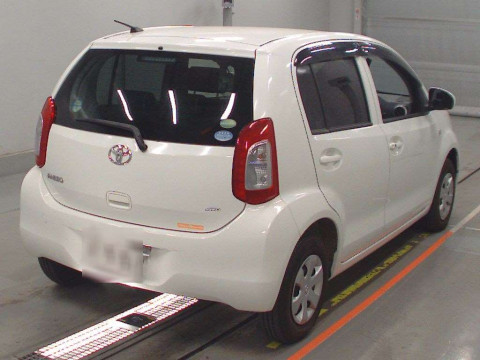 2015 Toyota Passo KGC35[1]