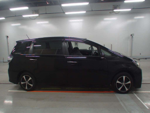 2016 Toyota Wish ZGE20W[2]