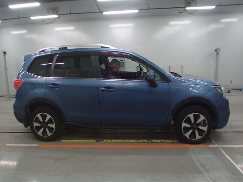 2016 Subaru Forester SJ5[2]