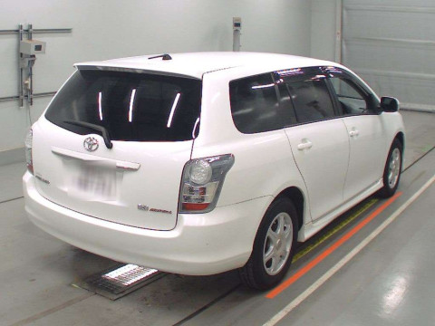 2010 Toyota Corolla Fielder NZE141G[1]