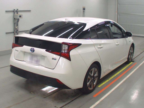 2019 Toyota Prius ZVW51[1]