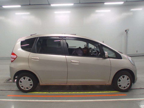 2009 Honda Fit GE6[2]