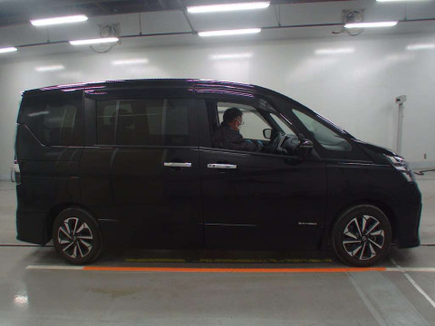 2020 Nissan Serena GFC27[2]