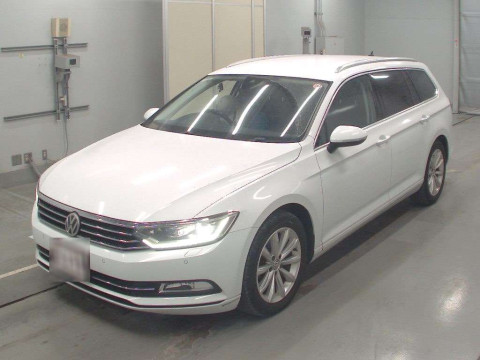 2016 Volkswagen Passat Variant 3CCZE[0]