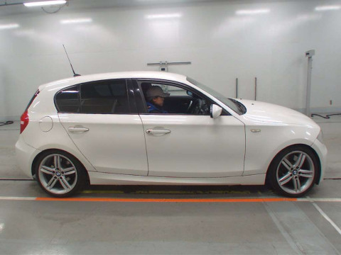 2008 BMW 1 Series UD30[2]