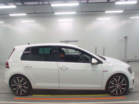 2014 Volkswagen GOLF GTI AUCHH[2]