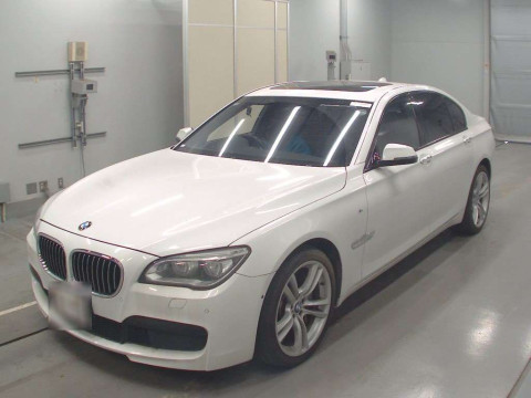 2015 BMW 7 Series YA44[0]