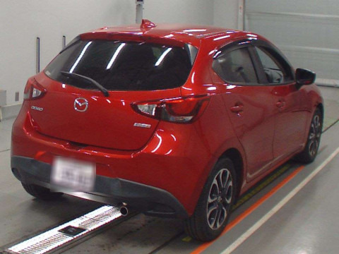 2017 Mazda Demio DJ5FS[1]