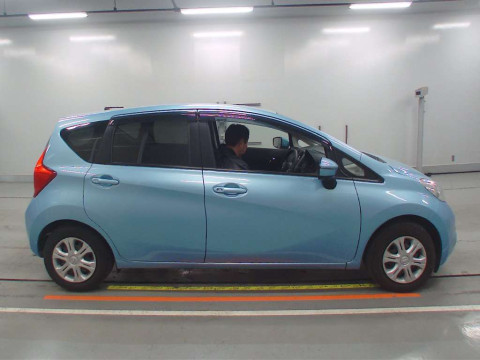 2015 Nissan Note E12[2]