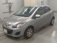 2013 Mazda Demio