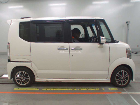 2014 Honda N-BOX CUSTOM JF1[2]