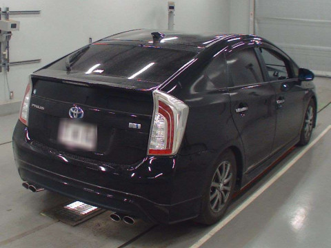 2012 Toyota Prius ZVW30[1]