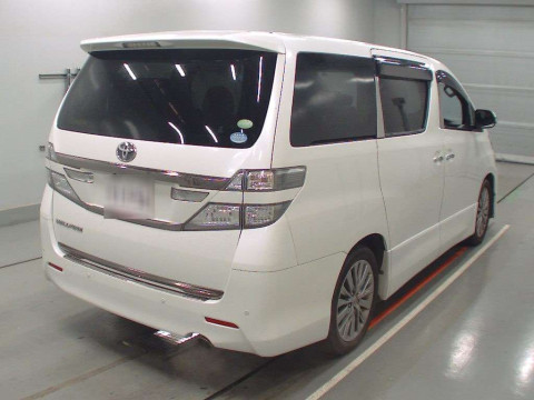 2013 Toyota Vellfire ANH20W[1]