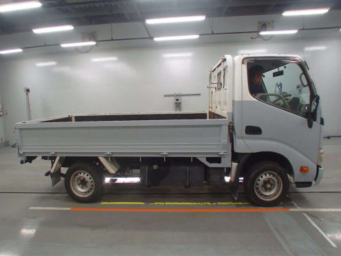 2012 Toyota Dyna Truck KDY281[2]