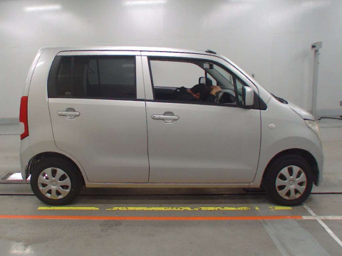 2010 Suzuki Wagon R MH23S[2]