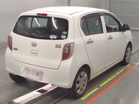 2013 Daihatsu Mira es LA300S[1]